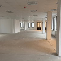 Üsküp Merkez Kiralık Dükkan – 7 oda 491 m² 4.200 € | 02.04.2026 | Fotoğraf 2