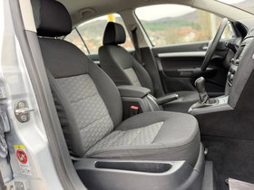 2012 Model Skoda Octavia Diesel Manual Transmission Sedan 187,000 km - For Sale | Photo 12
