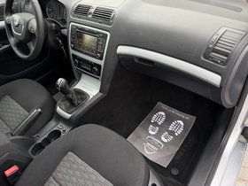 2012 Model Skoda Octavia Diesel Manual Transmission Sedan 187,000 km - For Sale | Photo 15