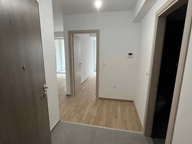 Skopje Centar, 2 Rooms, 45 m² Unfurnished Apartment - For Rent | Photo 5