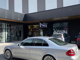 2003 Model Mercedes-Benz E Diesel Automatic Transmission Sedan 246,000 km - For Sale | Photo 2