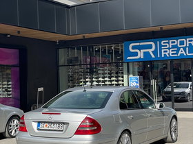 2003 Model Mercedes-Benz E Diesel Automatic Transmission Sedan 246,000 km - For Sale | Photo 5