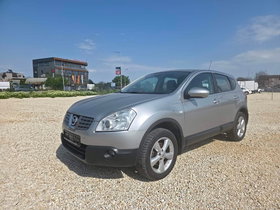 2009 Model Nissan Qashqai Petrol Manual Transmission SUV - Crossover 180,000 km - For Sale