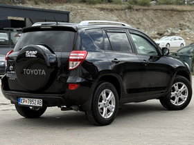 2009 Модел Toyota RAV4 Дизел Рачен Менувач SUV - Кросовер 198.000 км - На Продажба | Фотографија 6