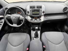 2009 Модел Toyota RAV4 Дизел Рачен Менувач SUV - Кросовер 198.000 км - На Продажба | Фотографија 12
