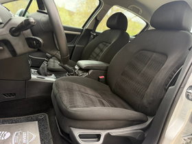 2010 Model Peugeot 407 Diesel Manual Transmission Sedan 124,000 km - For Sale | Photo 12