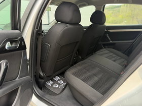 2010 Model Peugeot 407 Diesel Manual Transmission Sedan 124,000 km - For Sale | Photo 13