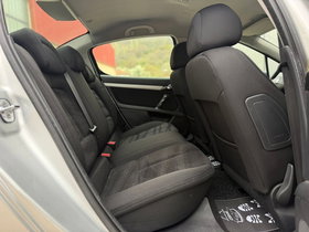 2010 Model Peugeot 407 Diesel Manual Transmission Sedan 124,000 km - For Sale | Photo 14