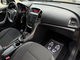 2011 Model Opel Astra Diesel Manual Transmission Hatchback 193,000 km - For Sale | Photo 18
