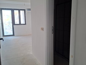 Üsküp Merkez, 3 Oda, 85 m² Eşyasız Apartman Dairesi - Satılık | Fotoğraf 2