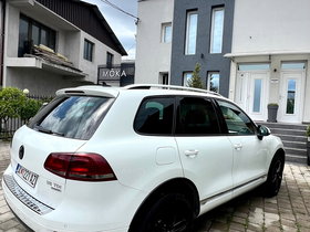 2013 Model Volkswagen Touareg Diesel Automatic Transmission SUV - Crossover 224,000 km - For Sale | Photo 2