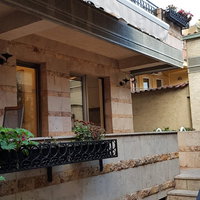 Skopje Centar: 15-room 500 m² Unfurnished Detached House - For Sale