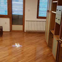 House for Sale in Skopje Centar – 15 rooms 500 m² 650.000 € | 23.04.2026 | Photo 4