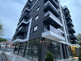 Shkup Qendër, 1 Dhoma, 323 m² Pa mobilim Pronë Komerciale - Në Shitje | Foto 2
