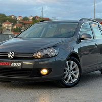 2011 Model Volkswagen Golf Diesel Manual Transmission Station Wagon 243,000 km - For Sale