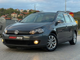 2011 Model Volkswagen Golf Diesel Manual Transmission Station Wagon 243,000 km - For Sale