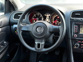 2011 Model Volkswagen Golf Diesel Manual Transmission Station Wagon 243,000 km - For Sale | Photo 8