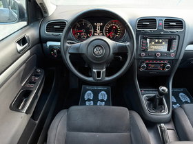 2011 Model Volkswagen Golf Diesel Manual Transmission Station Wagon 243,000 km - For Sale | Photo 9