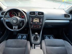 2011 Model Volkswagen Golf Diesel Manual Transmission Station Wagon 243,000 km - For Sale | Photo 10