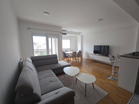 Üsküp Merkez, 4 Oda, 76 m² Yeni Lüks Eşyalı Apartman Dairesi - Kiralık