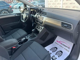 2016 Model Volkswagen Touran Diesel Automatic Transmission Sedan 177,000 km - For Sale | Photo 11