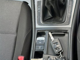 2014 Model Volkswagen Golf Diesel Manual Transmission Sedan 175,000 km - For Sale | Photo 10