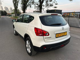 2009 Model Nissan Qashqai Dizel Transmision Manuale SUV - Crossover 180.000 km - Në Shitje | Foto 4