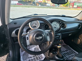 2006 Model Mini Cooper Petrol Manual Transmission Hatchback 210,000 km - For Sale | Photo 11