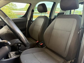 2012 Model Skoda Roomster Diesel Manual Transmission Minivan (MPV) 215,000 km - For Sale | Photo 8