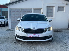 2019 Model Skoda Octavia Diesel Automatic Transmission Sedan 187,000 km - For Sale | Photo 2