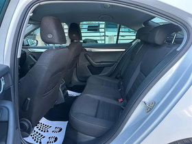 2019 Model Skoda Octavia Diesel Automatic Transmission Sedan 187,000 km - For Sale | Photo 10