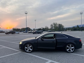 2009 Модел Audi A5 Бензин Автоматски Менувач Купе 240.000 км - На Продажба | Фотографија 7