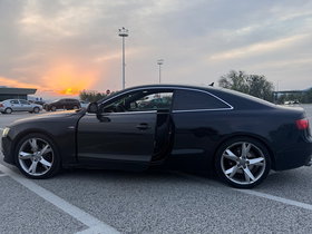2009 Модел Audi A5 Бензин Автоматски Менувач Купе 240.000 км - На Продажба | Фотографија 10