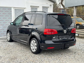 2011 Model Volkswagen Touran Diesel Manual Transmission Hatchback 221,000 km - For Sale | Photo 4