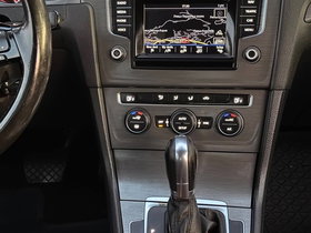 2014 Model Volkswagen Golf Diesel Automatic Transmission Hatchback 186,434 km - For Sale | Photo 13