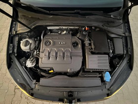 2014 Model Volkswagen Golf Diesel Automatic Transmission Hatchback 186,434 km - For Sale | Photo 16