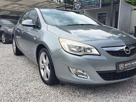 2011 Model Opel Astra Diesel Manual Transmission Hatchback 143,900 km - For Sale