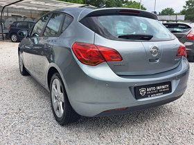 2011 Model Opel Astra Diesel Manual Transmission Hatchback 143,900 km - For Sale | Photo 5
