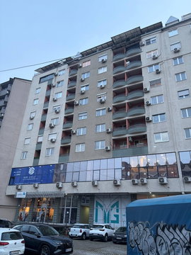 Dyqan me qira në Shkup Qendër – 3 dhoma 114 m² 750 € | 20.05.2026 | Foto 1