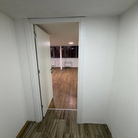 Dyqan me qira në Shkup Qendër – 3 dhoma 114 m² 750 € | 20.05.2026 | Foto 5
