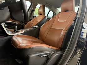 2011 Model Volvo S60 Diesel Manual Transmission Sedan 190,900 km - For Sale | Photo 9