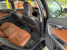 2011 Model Volvo S60 Diesel Manual Transmission Sedan 190,900 km - For Sale | Photo 17