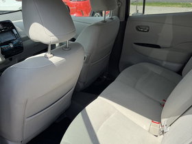 2017 Model Nissan Leaf Electric Automatic Transmission Hatchback 130,000 km - For Sale | Photo 10