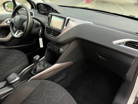 2014 Model Peugeot 2008 Diesel Manual Transmission SUV - Crossover 216,000 km - For Sale | Photo 15