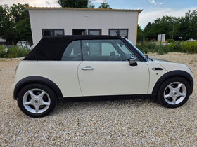 2007 Model Mini Cooper Petrol Manual Transmission Cabriolet 160,000 km - For Sale | Photo 6