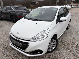 2020 Model Peugeot 208 Diesel Manual Transmission Hatchback 128,000 km - For Sale | Photo 2