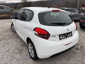 2020 Model Peugeot 208 Diesel Manual Transmission Hatchback 128,000 km - For Sale | Photo 4