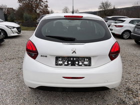 2020 Model Peugeot 208 Diesel Manual Transmission Hatchback 128,000 km - For Sale | Photo 5