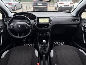 2020 Model Peugeot 208 Diesel Manual Transmission Hatchback 128,000 km - For Sale | Photo 10
