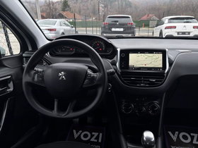 2020 Model Peugeot 208 Diesel Manual Transmission Hatchback 128,000 km - For Sale | Photo 12